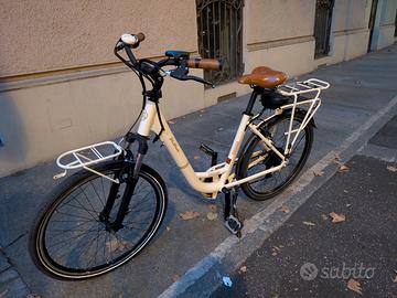Bicicletta Via Veneto a pedalata assistita 