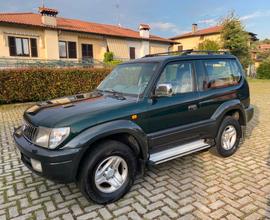 TOYOTA Land Cruiser 100 - 2001
