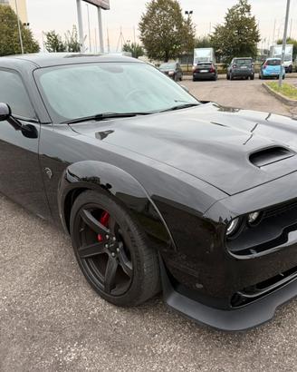 DODGE Challenger SRT Hellcat Widebody