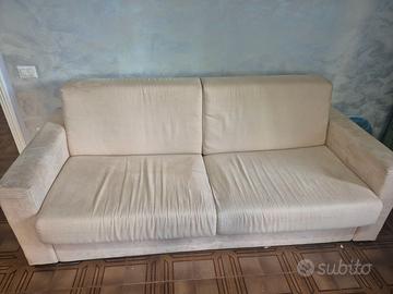 Divano 3 posti trasformabile in letto matrimoniale