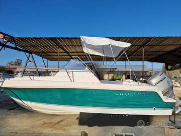 Barca semicabinato 6.5 in vtr