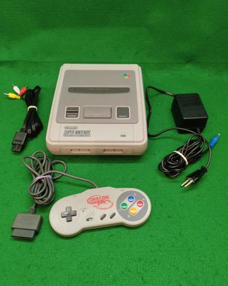 Console SNES SUPER NINTENDO model SNSP001A UKV PAL