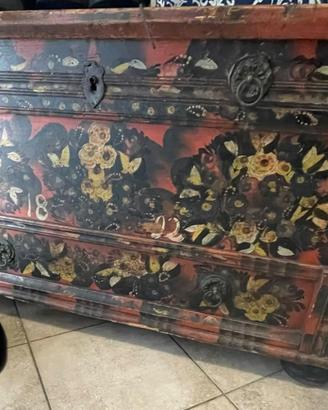 Cassapanca tirolese datata 1892