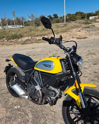 Ducati Scrambler Icon 800