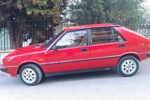 Lancia Delta HF turbo primo tipo 
