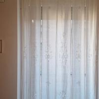 Tenda bianca Lino con ricamo + Bastone