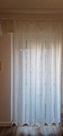 Tenda bianca Lino con ricamo + Bastone