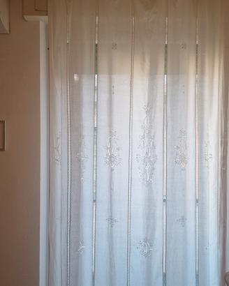 Tenda bianca Lino con ricamo + Bastone