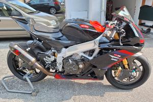 RSV4 FACTORY APRC 