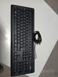 tastiera x PC fuijtusu kb 410
