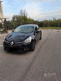 Renault Clio Duel
