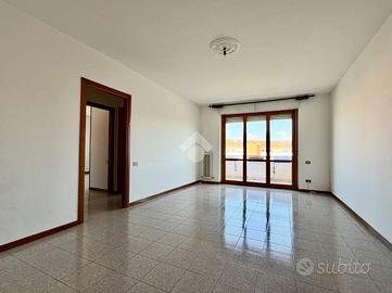 5 LOCALI A BRACCIANO