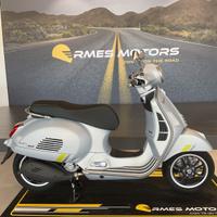 Piaggio Vespa 300 GTS SUPER GRIGIO OPACO