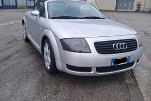 Audi TT 8N 1.8T 2001