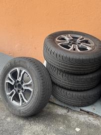 4 Gomme Uniroyal RainExpert 5 215/65R16