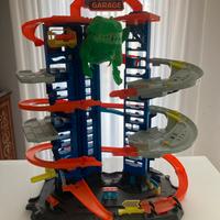 ULTIMATE GARAGE HOT WHEELS