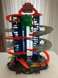 ULTIMATE GARAGE HOT WHEELS