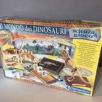 Gioco in scatola "Il mondo dei dinosauri "