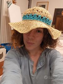 Cappelli estivi in rafia