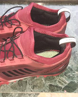 Scarpe mtb ST 500 rosse

da ciclismo misura 39