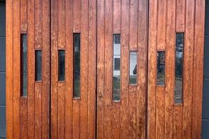 Portone per garage 4 ante in legno Douglas