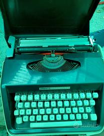 Macchina da scrivere