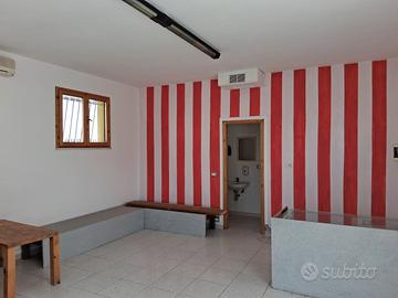 Negozio a Cesena - Martorano