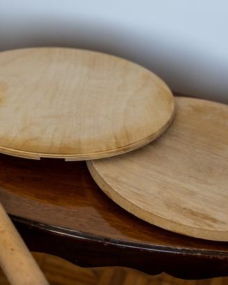 Lotto accessori cucina in legno: mattarello-vassoi