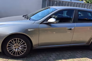 Auto  Alfa Romeo  159 JTDM  SW  Distinctive