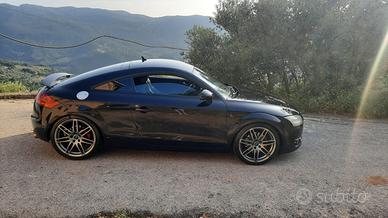 Audi TT 2.0 turbo benzina manuale