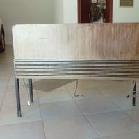 Mobile vintage audio.