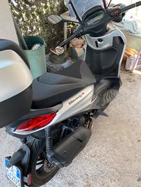 Scooter piaggio 400