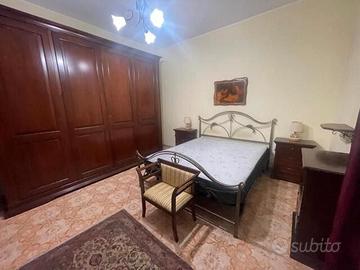 camera da letto completa