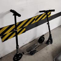 monopattino grande e piccolo