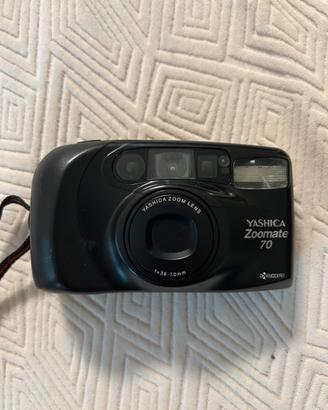 Fotocamera vintage Yashica zoomate 70