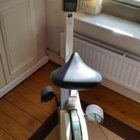 TUNTURI Cyclette E 460 ECB Ergometer pulse control