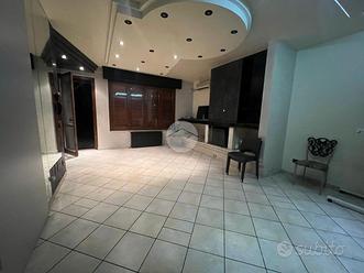 VILLA A SCHIERA A CORTE FRANCA