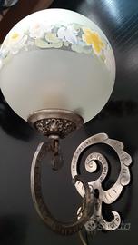 Due applique con bocce in vetro dipinte a mano