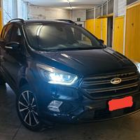  Ford Kuga st line 1.5 Diesel