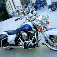 Harley-Davidson Touring Road King FLHRC- 2015