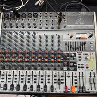 BEHRINGER Xenyx X1832 USB