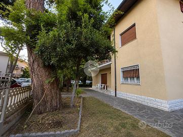 PORZIONE DI BIFAMILIARE A CERVIA