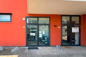 NEGOZIO A BRESCIA