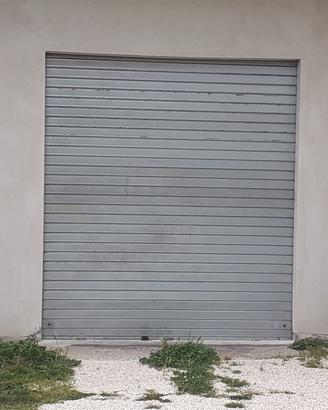 Magazzino garage