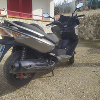 Scooter Kymco 300