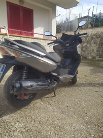 Scooter Kymco 300