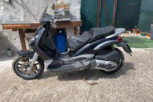 ricambi per beverly 400 