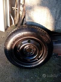 Offerta Antineve Michelin 155/70R13 T con cerchio