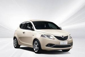 lancia ypsilon 2016