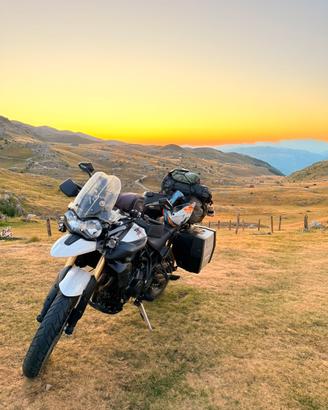 Triumph Tiger 800